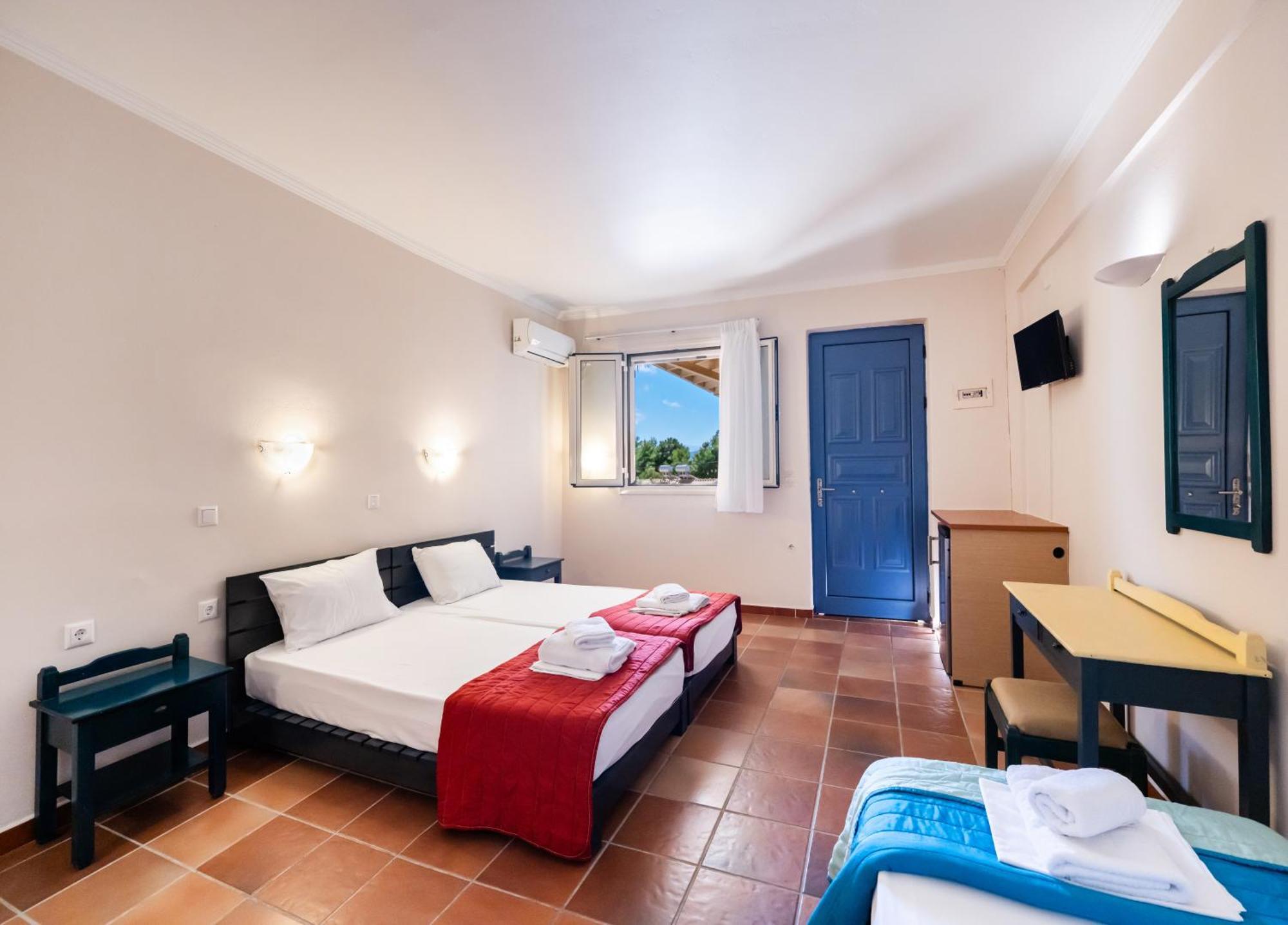 Ionio Hotel Nikiana Ngoại thất bức ảnh