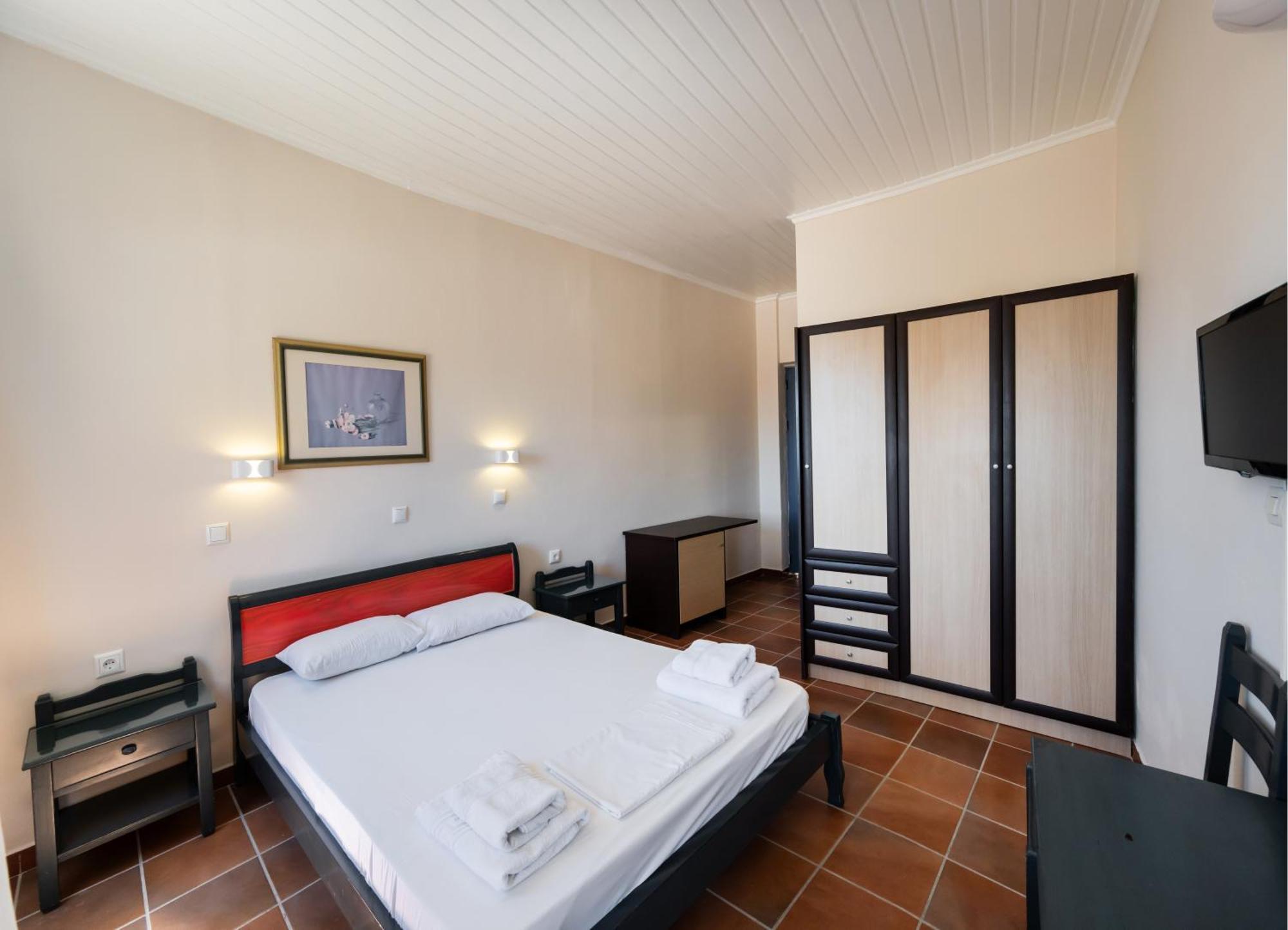 Ionio Hotel Nikiana Ngoại thất bức ảnh