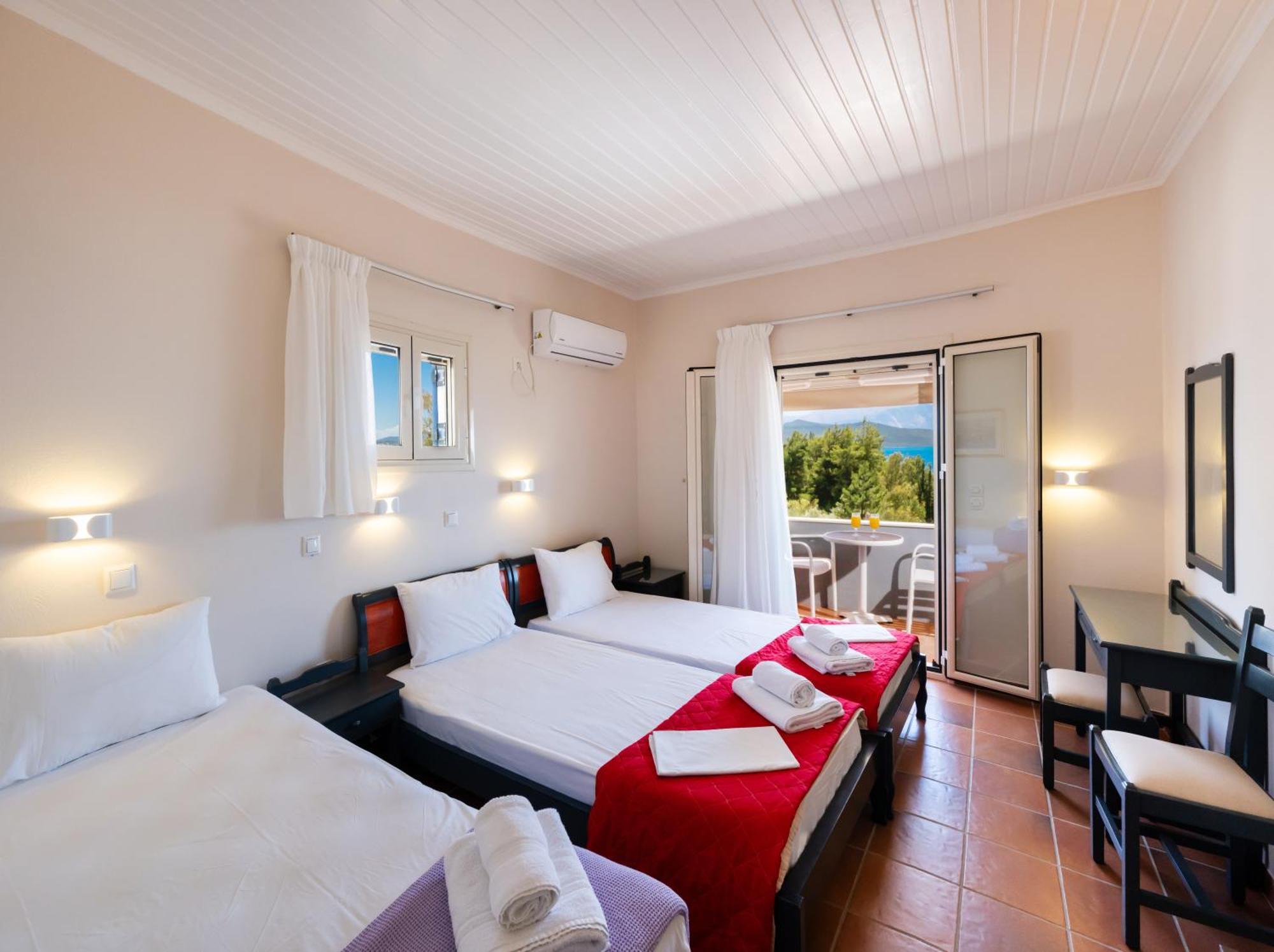 Ionio Hotel Nikiana Ngoại thất bức ảnh