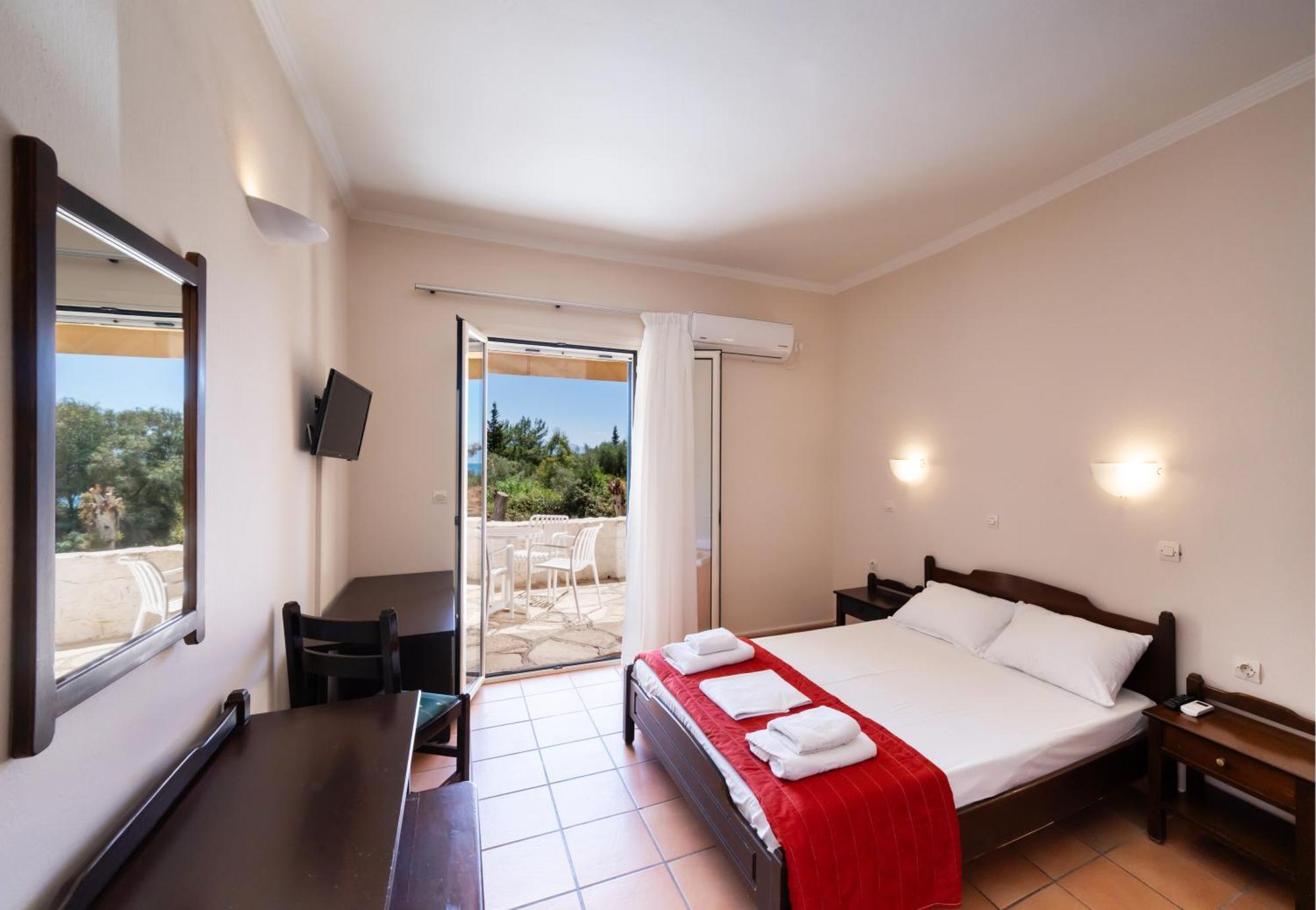 Ionio Hotel Nikiana Ngoại thất bức ảnh
